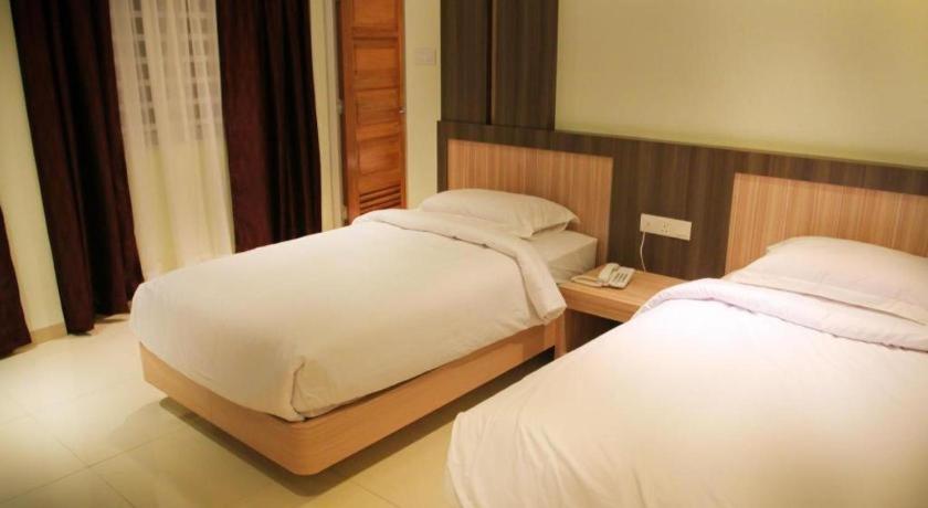 Ktc Hotel Sungkai Exterior photo